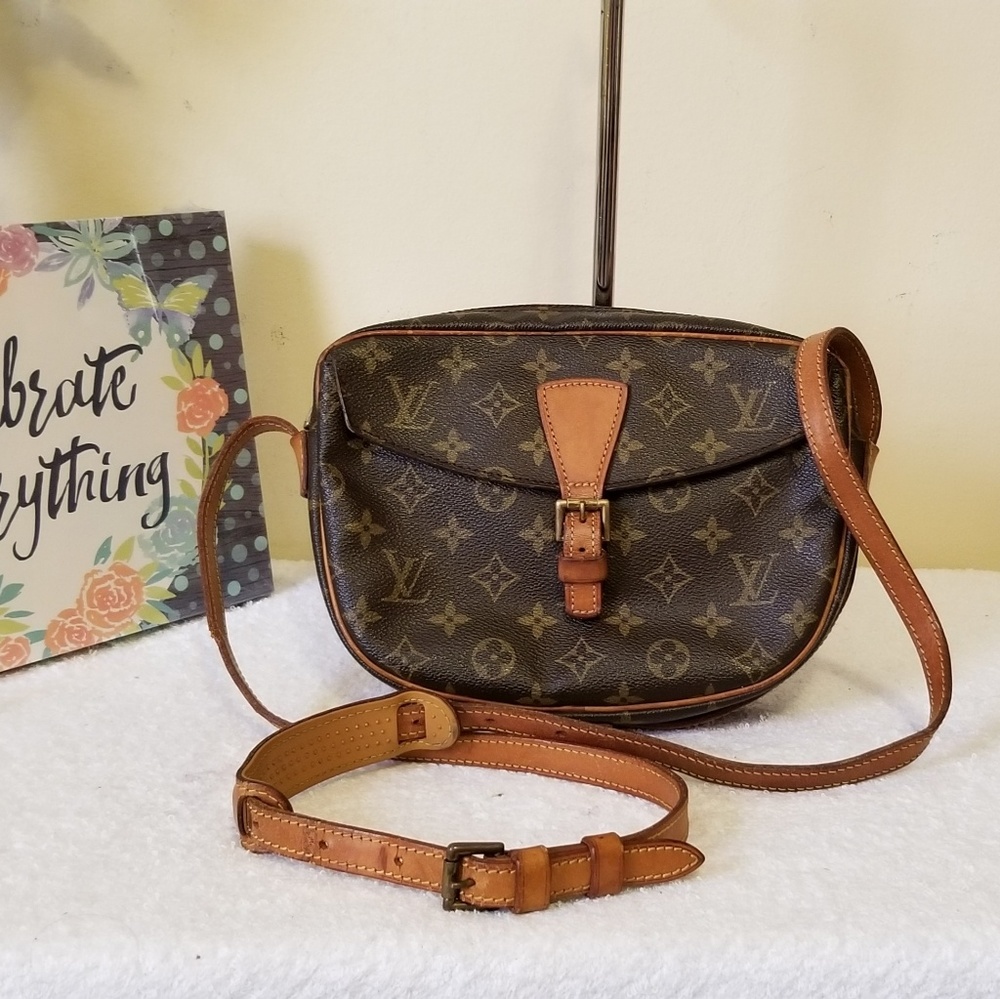 LV jeune fille mm vintage authentic